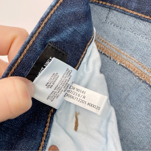Express Straight Ankle High Rise‎ Jeans Size 6 Dark Wash - Picture 7 of 7
